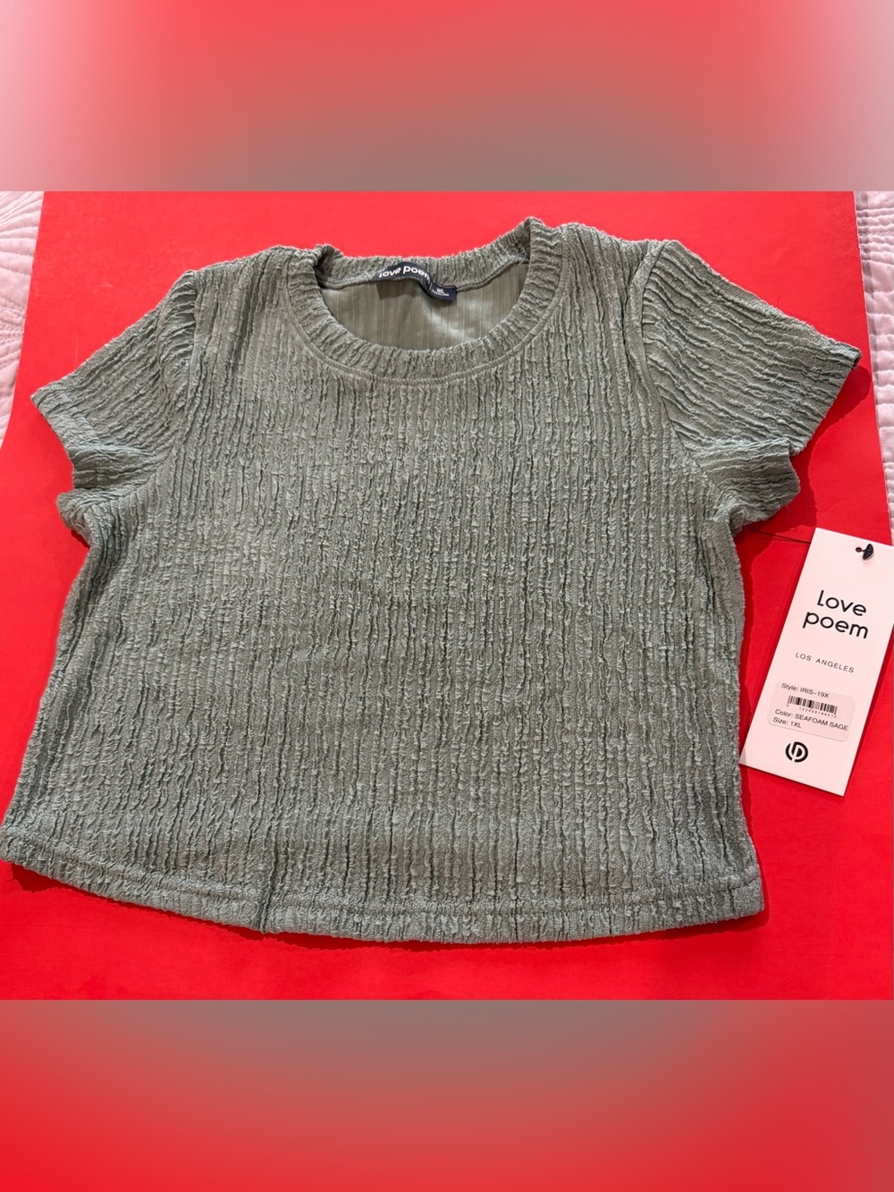 Love Poetry sage   Textured Short Sleeve Top size 1xl but fits in small and med